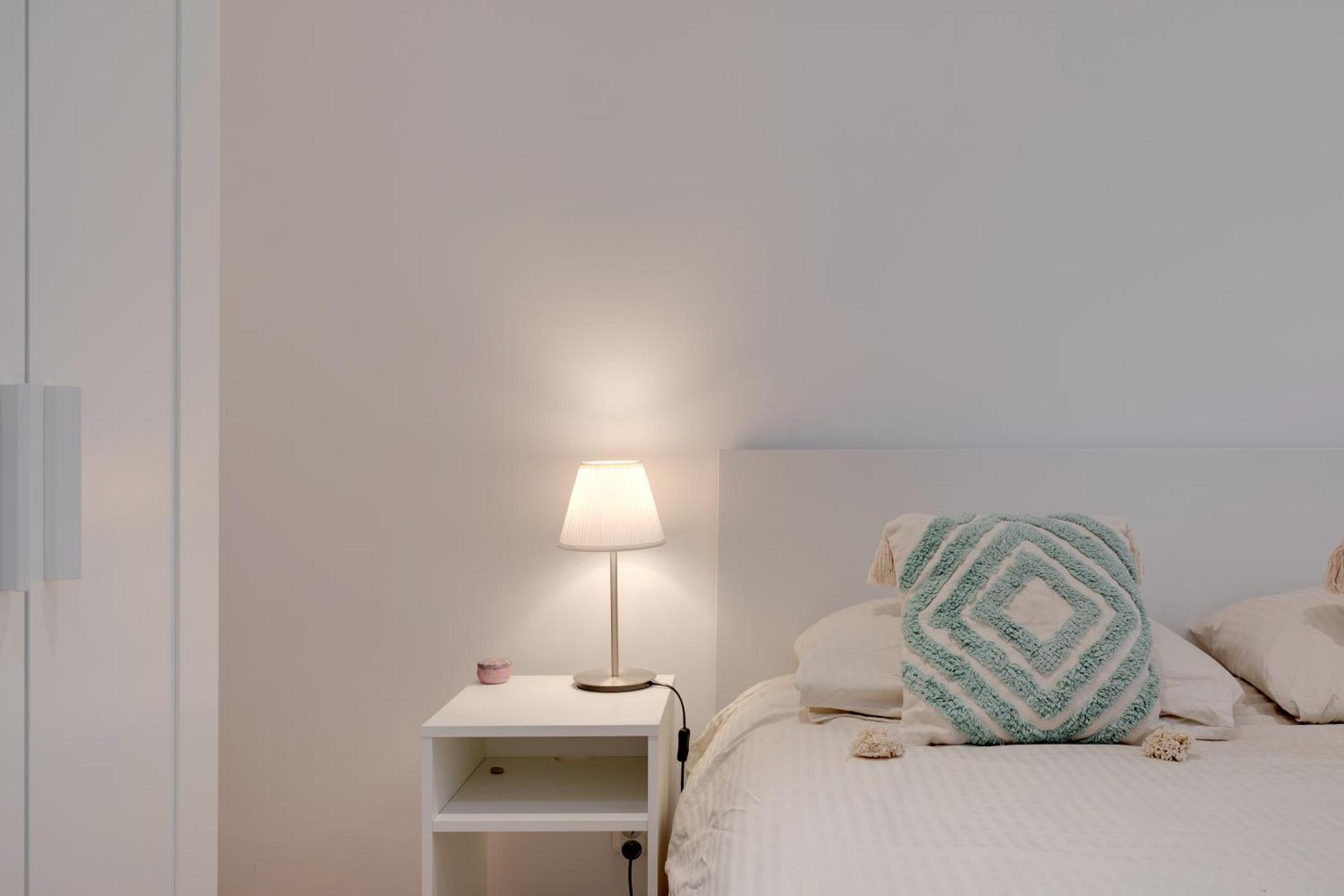 Newly Renovated Charming Downtown Apartment Antibes Eksteriør billede