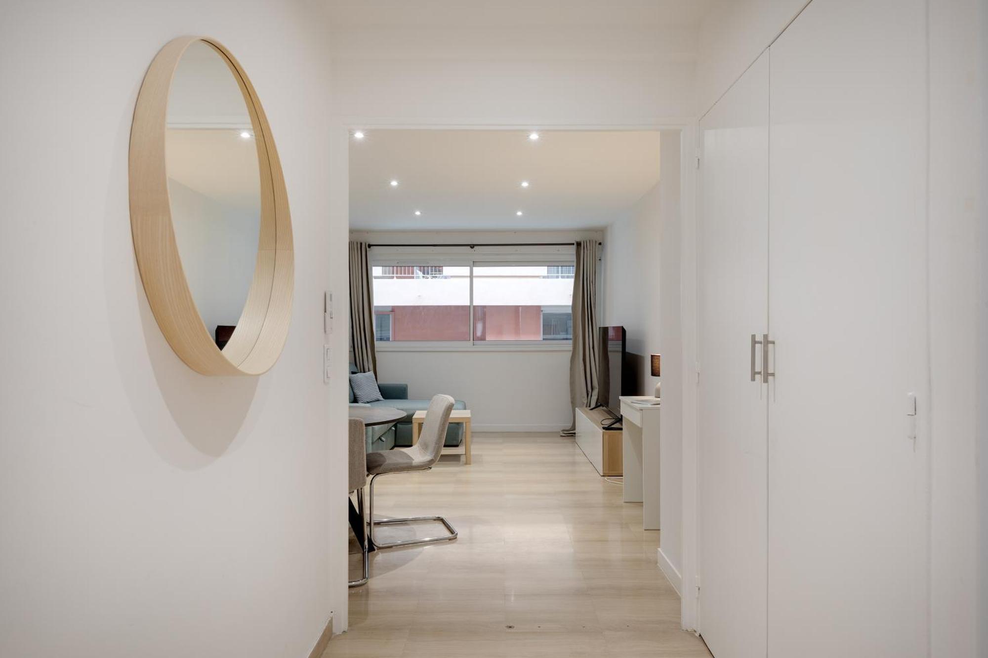 Newly Renovated Charming Downtown Apartment Antibes Eksteriør billede